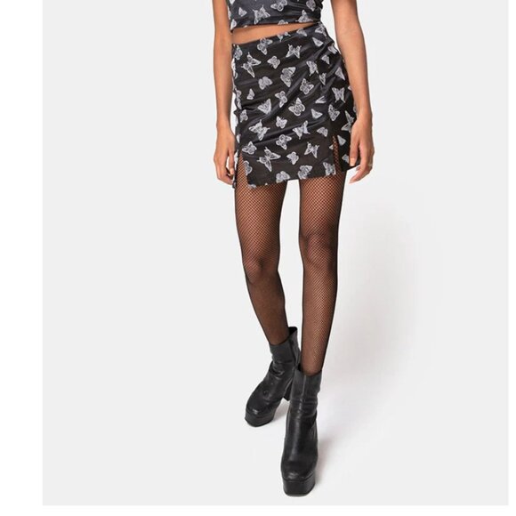 Princess Polly Skirt Butterflies Black and White Motel Rocks - Picture 2 of 5